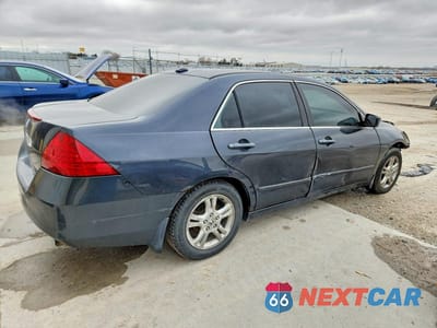 Trzecie zdjęcie samochodu z tyłu: 2006 HONDA ACCORD EX VIN:1HGCM56846A010059 - miniatura