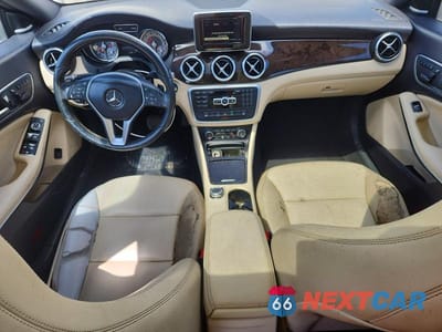 Zdjęcie 8 z 12 samochodu: 2014 MERCEDES-BENZ CLA 250 VIN:WDDSJ4EB1EN067892 - miniatura