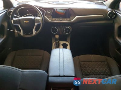 Zdjęcie 8 z 12 samochodu: 2021 CHEVROLET BLAZER 2LT VIN:3GNKBHRS3MS502495 - miniatura