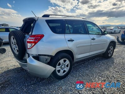 Trzecie zdjęcie samochodu z tyłu: 2012 TOYOTA RAV4 BASE VIN:2T3BK4DV1CW070171 - miniatura