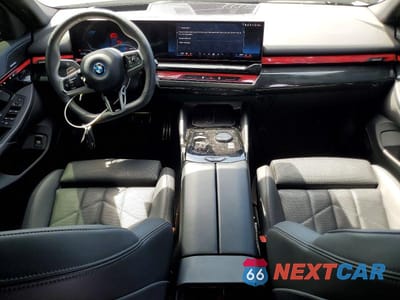 Zdjęcie 8 z 12 samochodu: 2025 BMW I5 EDRIVE 40 VIN:WBY33FK02SCT72881 - miniatura