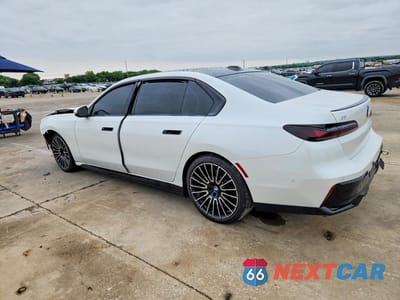 Drugie zdjęcie samochodu z przodu: 2025 BMW I7 EDRIVE50 VIN:WBY43EJ06SCU33780 - miniatura