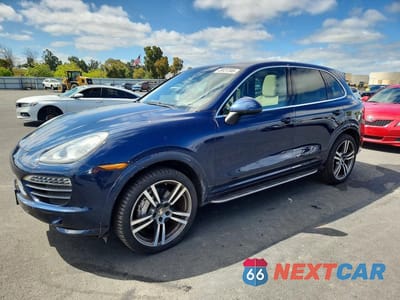 2013 PORSCHE CAYENNE S WP1AB2A2XDLA81439 - główne zdjęcie licytacji z USA - miniatura