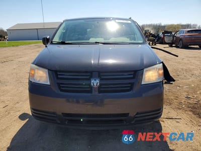 Piąte zdjęcie samochodu w środku: 2010 DODGE GRAND CARAVAN SE VIN:2D4RN4DEXAR302556 - miniatura