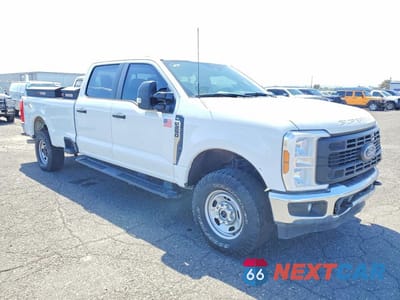 Czwarte zdjęcie samochodu z boku: 2024 FORD F250 SUPER DUTY VIN:1FT7W2BA7REE38321 - miniatura