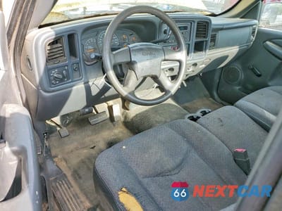 Zdjęcie 8 z 12 samochodu: 2006 GMC NEW SIERRA C1500 VIN:3GTEC14X16G257070 - miniatura
