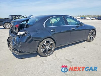 Trzecie zdjęcie samochodu z tyłu: 2023 MERCEDES-BENZ C 300 VIN:W1KAF4GB1PR125859 - miniatura