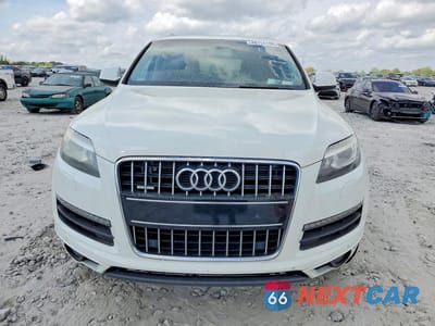 Piąte zdjęcie samochodu w środku: 2015 AUDI Q7 PREMIUM PLUS VIN:WA1LGAFE0FD019533 - miniatura