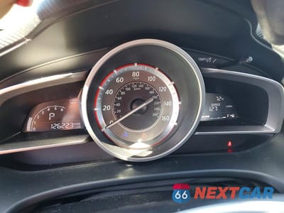 Zdjęcie 9 z 13 samochodu: 2014 MAZDA 3 TOURING VIN:JM1BM1V78E1122261 - miniatura
