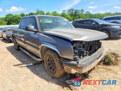 Czwarte zdjęcie samochodu z boku: 2006 CHEVROLET SILVERADO C1500 VIN:2GCEC13ZX61354571 - miniatura