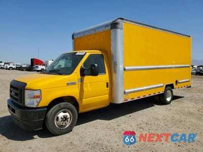 2022 FORD E350 BOX TRUCK 1FDWE3FN4NDC11715 - główne zdjęcie licytacji z USA - miniatura