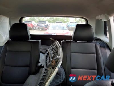 Zdjęcie 10 z 13 samochodu: 2016 VOLKSWAGEN TIGUAN S VIN:WVGAV7AX5GW565468 - miniatura