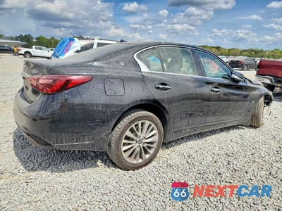 Trzecie zdjęcie samochodu z tyłu: 2019 INFINITI Q50 3.0T LUXE VIN:JN1EV7AR4KM550717 - miniatura