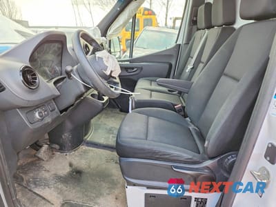Zdjęcie 7 z 13 samochodu: 2024 MERCEDES-BENZ SPRINTER 2500 VIN:W1Y4KDHY1RP641526 - miniatura