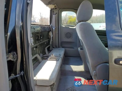 Zdjęcie 10 z 12 samochodu: 2008 TOYOTA TACOMA ACCESS CAB VIN:5TETX22N48Z496509 - miniatura