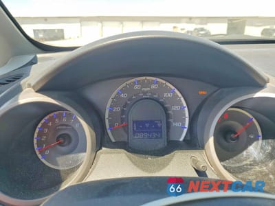 Zdjęcie 9 z 14 samochodu: 2011 HONDA FIT VIN:JHMGE8H3XBS007993 - miniatura