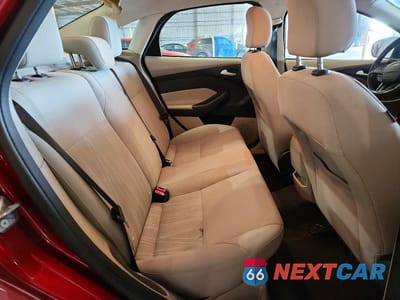 Zdjęcie 10 z 11 samochodu: 2015 FORD FOCUS SE VIN:1FADP3F27FL267821 - miniatura