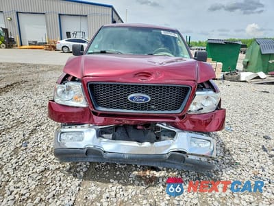 Piąte zdjęcie samochodu w środku: 2004 FORD F150 VIN:1FTRX12W14NB14673 - miniatura