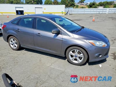Czwarte zdjęcie samochodu z boku: 2014 FORD FOCUS SE VIN:1FADP3F20EL433191 - miniatura