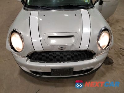 Zdjęcie 11 z 12 samochodu: 2011 MINI COOPER S VIN:WMWSV3C50BTY22153 - miniatura