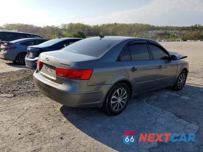 Trzecie zdjęcie samochodu z tyłu: 2010 HYUNDAI SONATA GLS VIN:5NPET4AC7AH650347 - miniatura