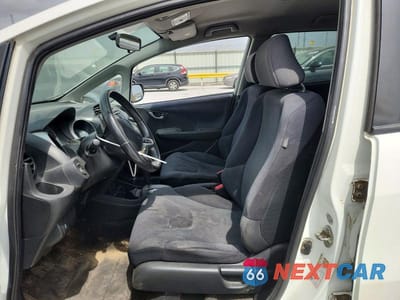 Zdjęcie 7 z 11 samochodu: 2009 HONDA FIT SPORT VIN:JHMGE88659S040114 - miniatura