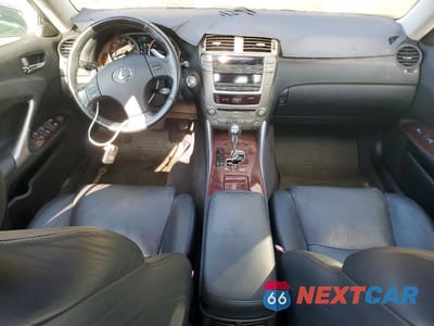 Zdjęcie 8 z 12 samochodu: 2007 LEXUS IS 250 VIN:JTHCK262572009480 - miniatura