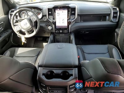 Zdjęcie 8 z 12 samochodu: 2026 RAM 1500 LARAMIE VIN:1C6SRFJT2TN302091 - miniatura