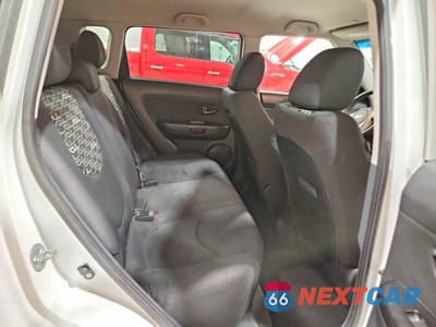 Zdjęcie 10 z 11 samochodu: 2011 KIA SOUL + VIN:KNDJT2A27B7709414 - miniatura