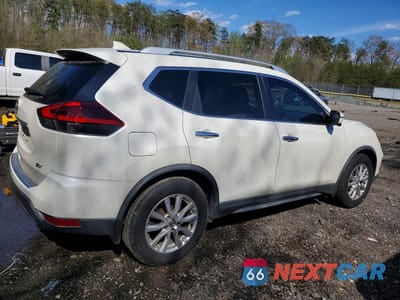 Trzecie zdjęcie samochodu z tyłu: 2018 NISSAN ROGUE S VIN:KNMAT2MT4JP616630 - miniatura