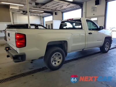 Trzecie zdjęcie samochodu z tyłu: 2018 CHEVROLET SILVERADO C1500 VIN:1GCNCNEH7JZ220547 - miniatura