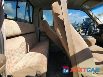 Zdjęcie 11 z 13 samochodu: 2001 FORD F250 SUPER DUTY VIN:1FTNX21F21EA55389 - miniatura