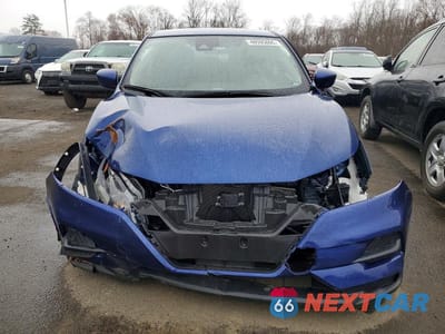 Piąte zdjęcie samochodu w środku: 2022 NISSAN ROGUE SPORT S VIN:JN1BJ1AW4NW479318 - miniatura