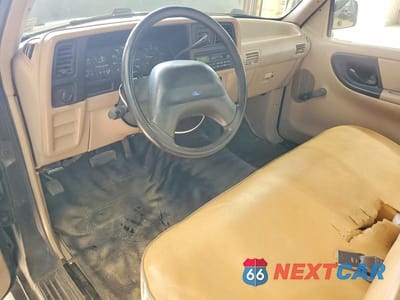 Zdjęcie 8 z 12 samochodu: 1994 FORD RANGER VIN:1FTCR11X1RTA39874 - miniatura
