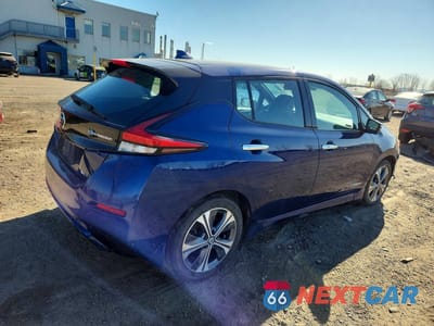 Trzecie zdjęcie samochodu z tyłu: 2018 NISSAN LEAF S VIN:1N4AZ1CP0JC312799 - miniatura