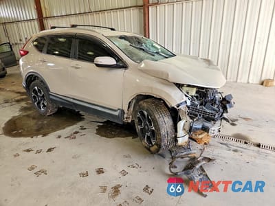 Czwarte zdjęcie samochodu z boku: 2018 HONDA CR-V TOURING VIN:2HKRW2H94JH670773 - miniatura