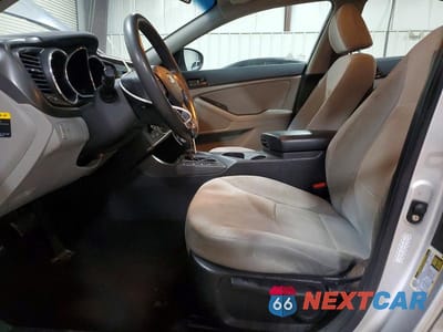 Zdjęcie 7 z 12 samochodu: 2012 KIA OPTIMA LX VIN:KNAGM4A74C5289412 - miniatura
