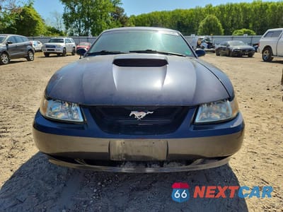 Piąte zdjęcie samochodu w środku: 2002 FORD MUSTANG GT VIN:1FAFP42X02F192405 - miniatura