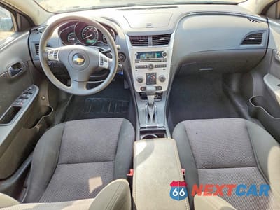 Zdjęcie 8 z 12 samochodu: 2012 CHEVROLET MALIBU 1LT VIN:1G1ZC5E01CF140489 - miniatura
