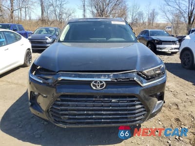 Piąte zdjęcie samochodu w środku: 2026 TOYOTA GRAND HIGHLANDER HYBRID LIMITED VIN:5TDACAB59TS074254 - miniatura