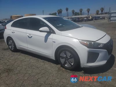 Czwarte zdjęcie samochodu z boku: 2019 HYUNDAI IONIQ BLUE VIN:KMHC65LC0KU182479 - miniatura