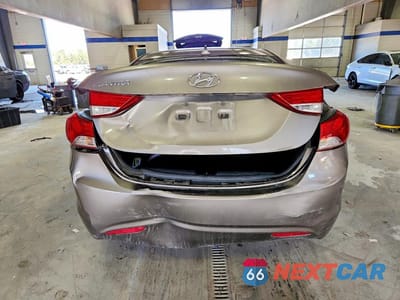 Zdjęcie 6 z 11 samochodu: 2011 HYUNDAI ELANTRA GLS VIN:5NPDH4AE6BH025289 - miniatura