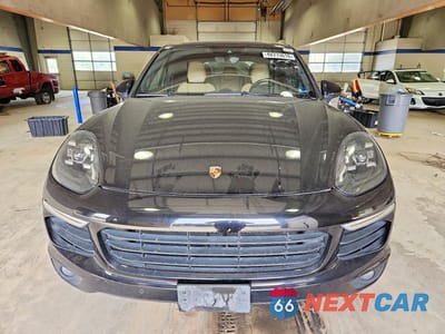 Piąte zdjęcie samochodu w środku: 2016 PORSCHE CAYENNE VIN:WP1AA2A23GLA00885 - miniatura