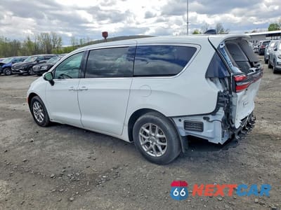 Drugie zdjęcie samochodu z przodu: 2023 CHRYSLER PACIFICA TOURING L VIN:2C4RC1BG3PR563476 - miniatura