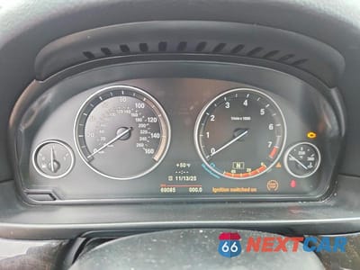 Zdjęcie 9 z 12 samochodu: 2012 BMW 535 XI VIN:WBAFU7C50CDU56671 - miniatura