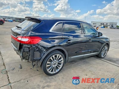 Trzecie zdjęcie samochodu z tyłu: 2016 LINCOLN MKX RESERVE VIN:2LMPJ6LP9GBL75322 - miniatura