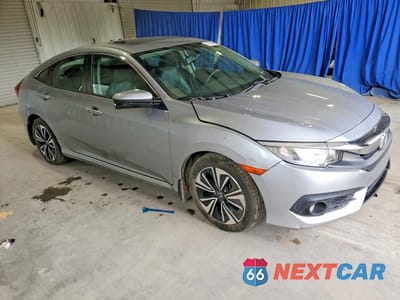 Czwarte zdjęcie samochodu z boku: 2017 HONDA CIVIC EXL VIN:19XFC1F72HE209528 - miniatura