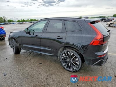 Drugie zdjęcie samochodu z przodu: 2026 VOLVO XC60 ULTRA VIN:YV4M12RM7T1422570 - miniatura