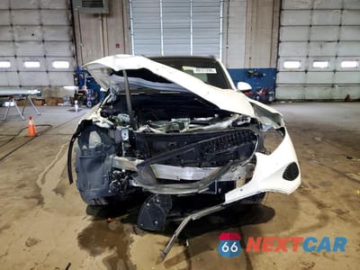 Piąte zdjęcie samochodu w środku: 2023 MERCEDES-BENZ GLC 300 4MATIC VIN:W1NKM4HB3PU020409 - miniatura