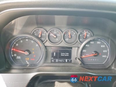 Zdjęcie 9 z 12 samochodu: 2021 CHEVROLET SILVERADO K1500 VIN:1GCRYAEH4MZ261296 - miniatura